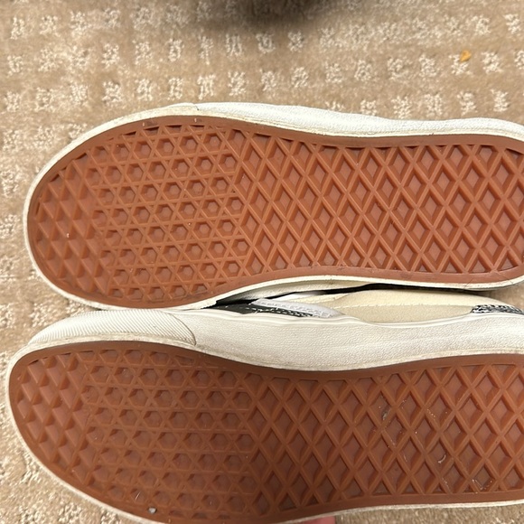 Vans women’s size six slips on. Warn a handful of times only. - Picture 3 of 8